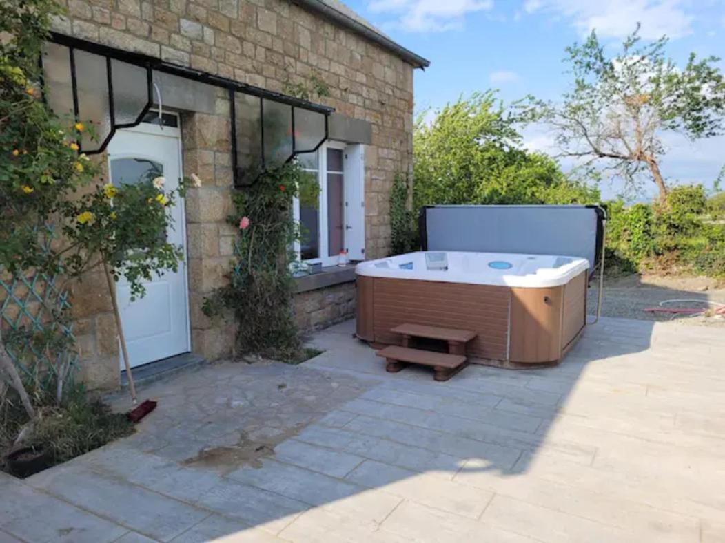 Au Mont Chez Vous #jacuzzi Et Vue Mont-st-michel# *